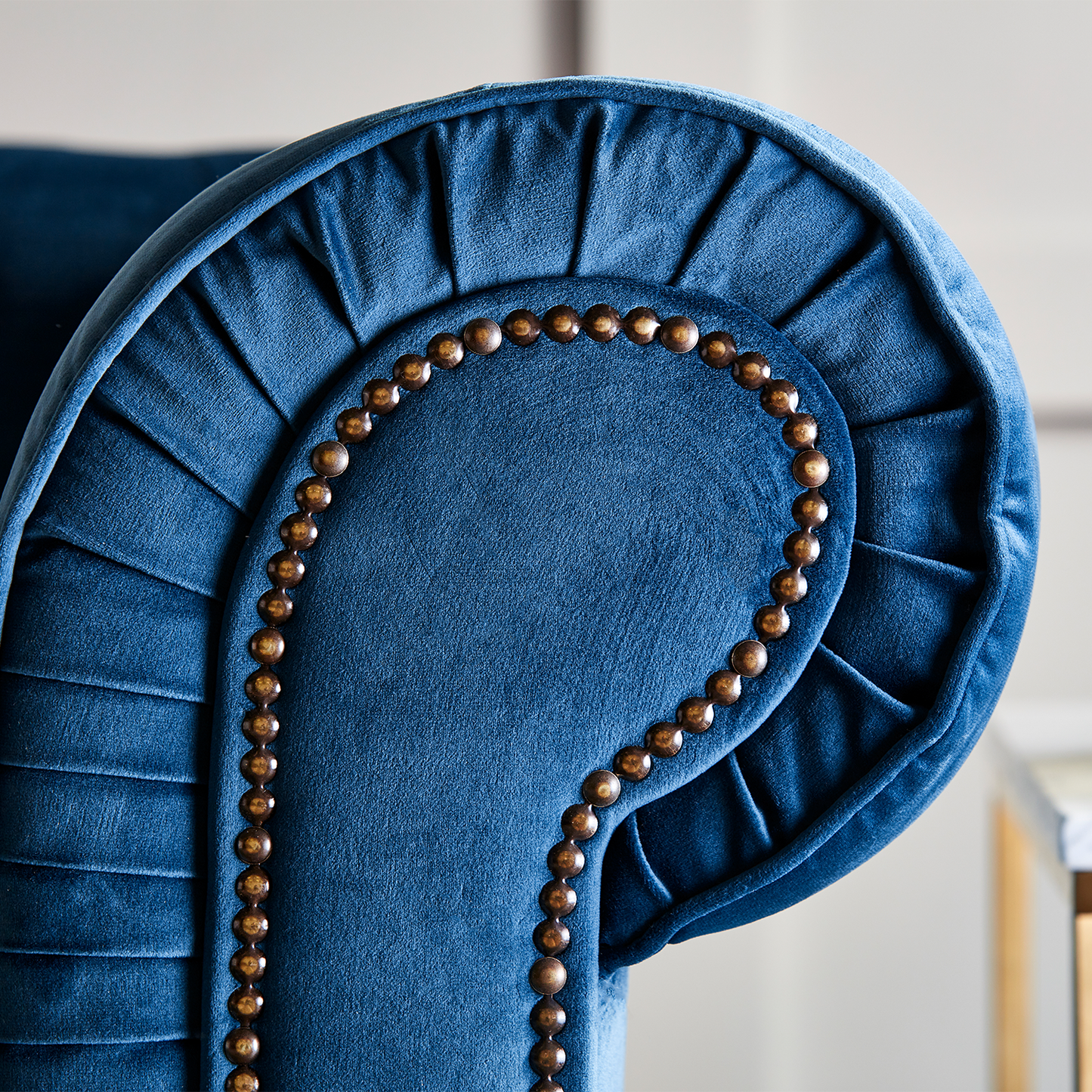 Ashbourne Chesterfield Plush Velvet 2 Seater