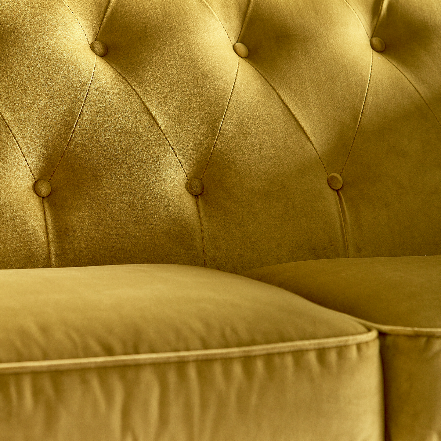 Ashbourne Chesterfield Plush Velvet 2 Seater