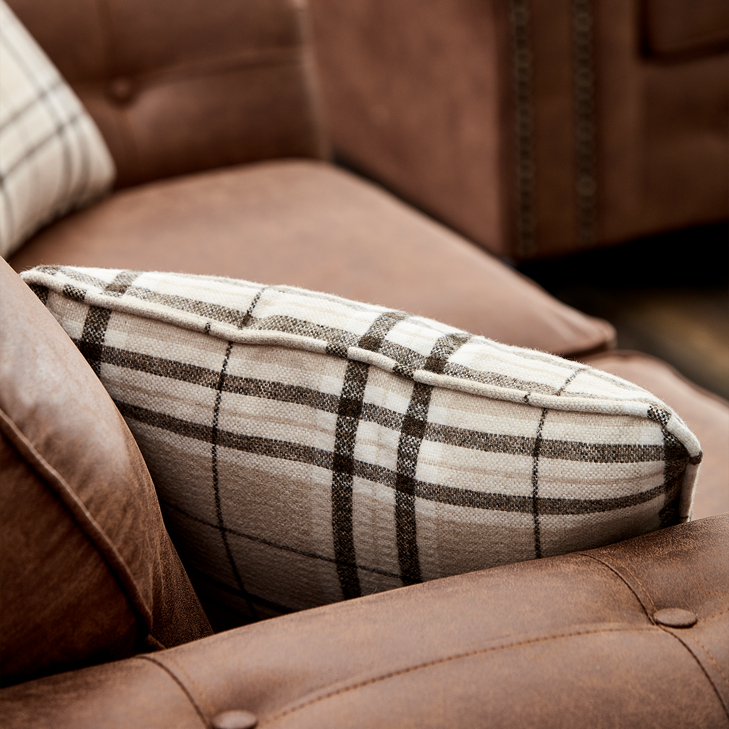 Oakland Chesterfield Leather 3 Piece Sofa Suite (3 + 1 + 1)